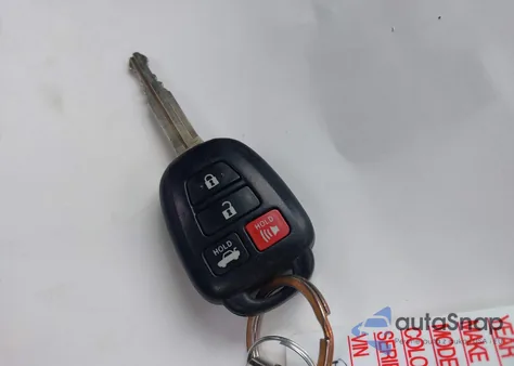 2017 Toyota Camry Se z USA, uszkodzony, nr VIN 4T1BF1FK4HU352648